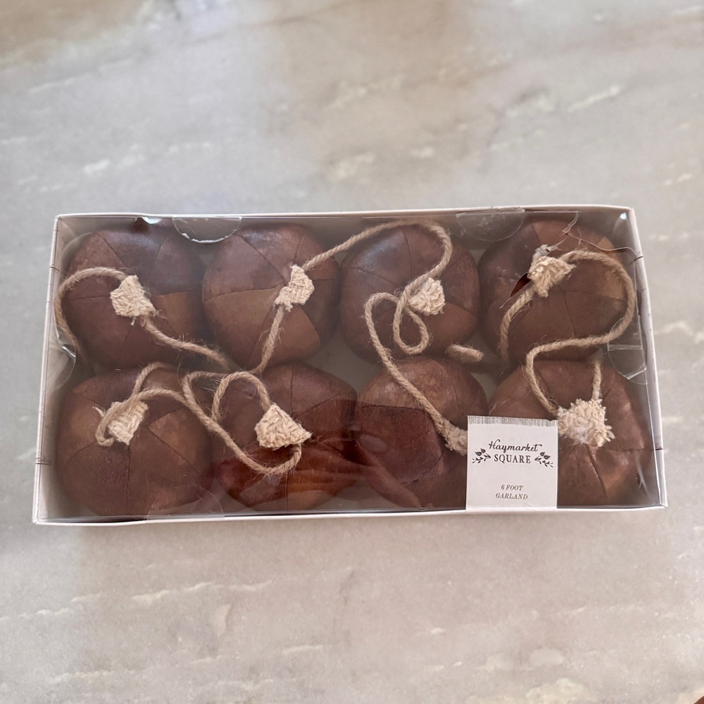 NWT Haymarket Square Pumpkin Faux Leather Garland - 6 foot.